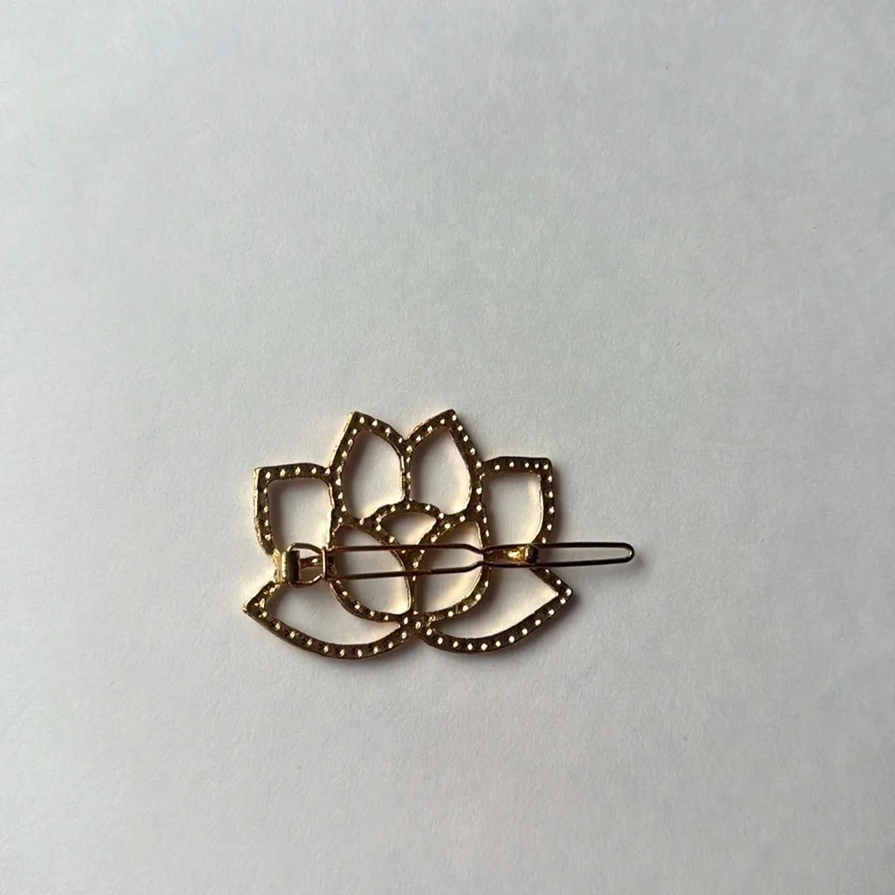 Vintage Gold Tone Lotus Hair Clip